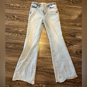 NWOT Good American Flare Jeans